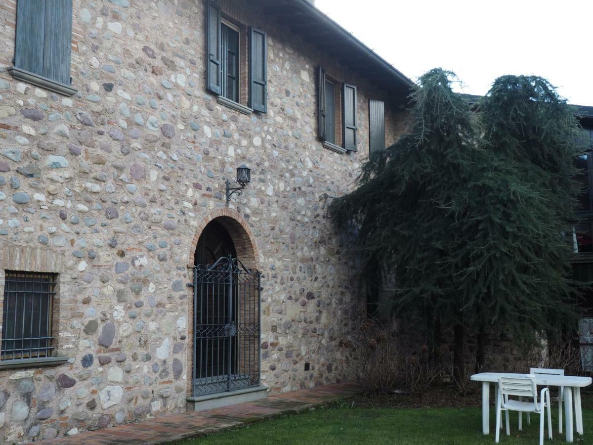 Casa Vacanze Da Angelo Corte Franca Exterior photo